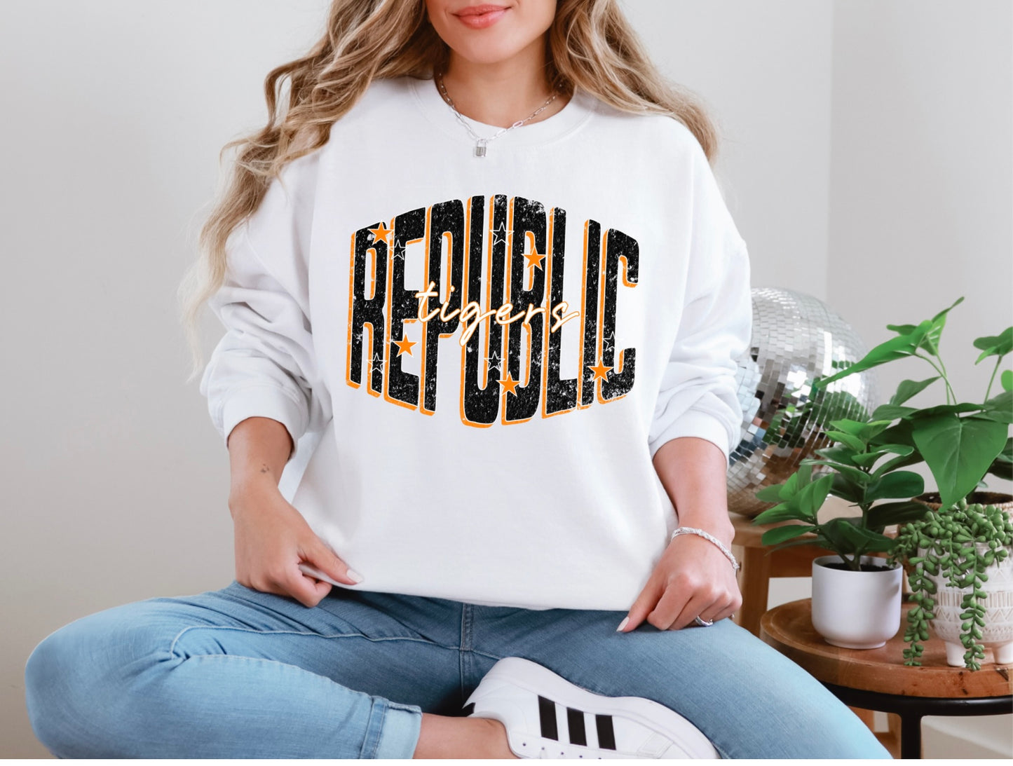 Republic Tigers - Lg w/stars