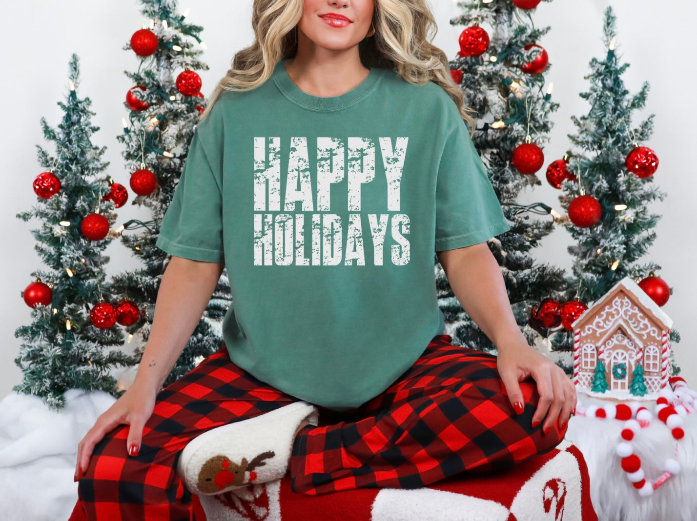 Happy Holidays - Distressed