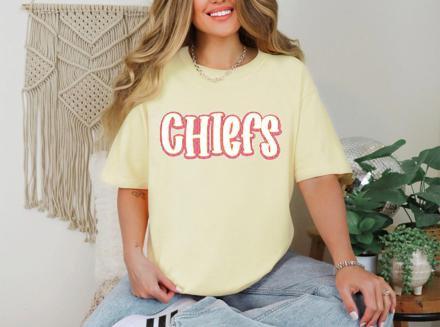 Chiefs Red Stripe Font