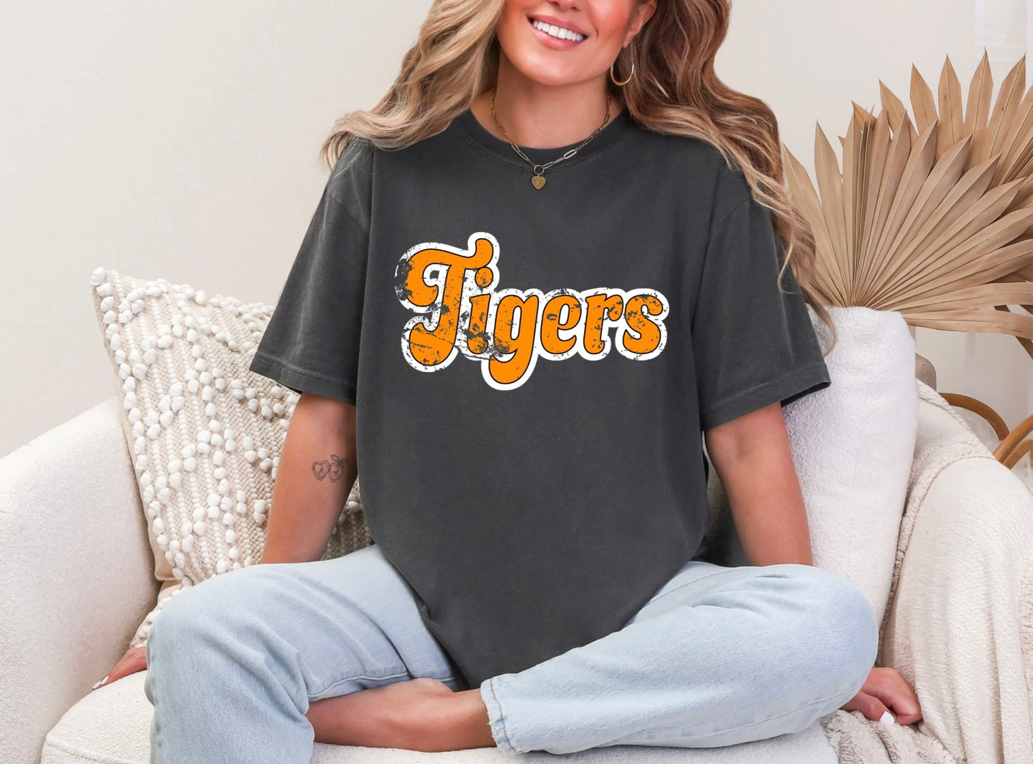 Tigers -Orange - Retro Distressed